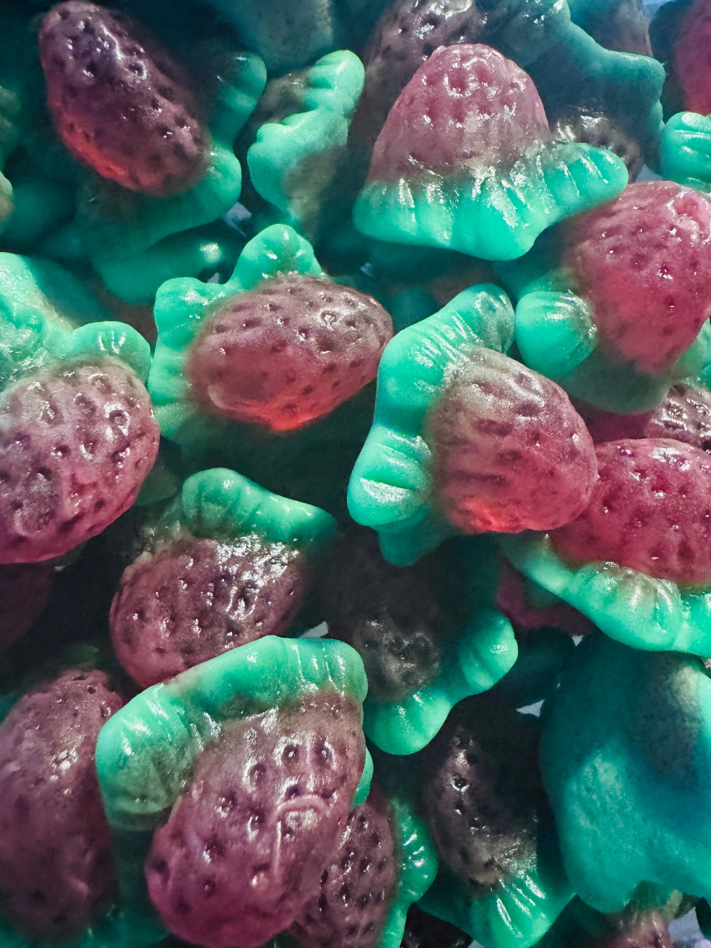 Jelly filled strawberries 100g