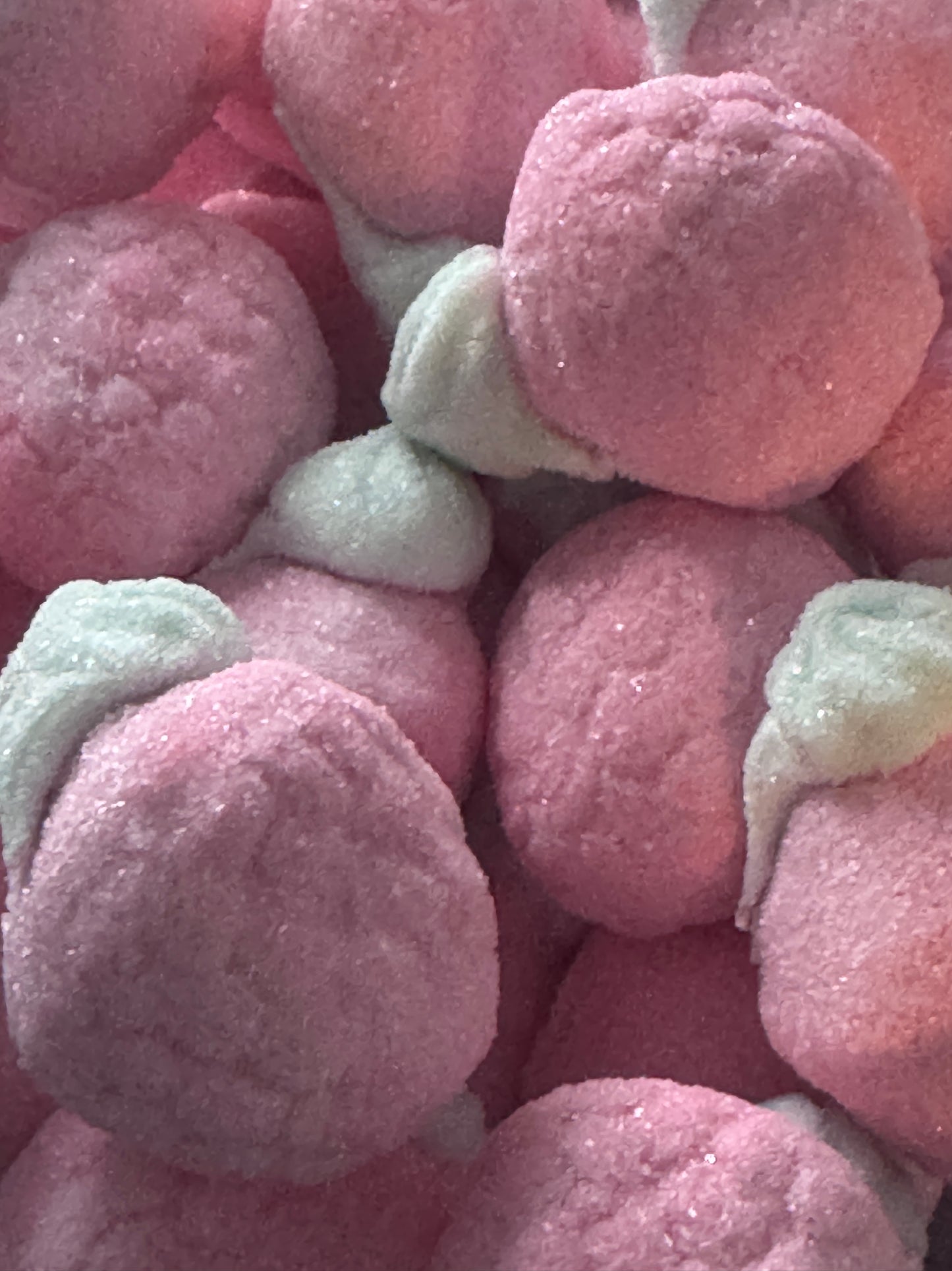 Raspberry jelly filled marshmallows 100g