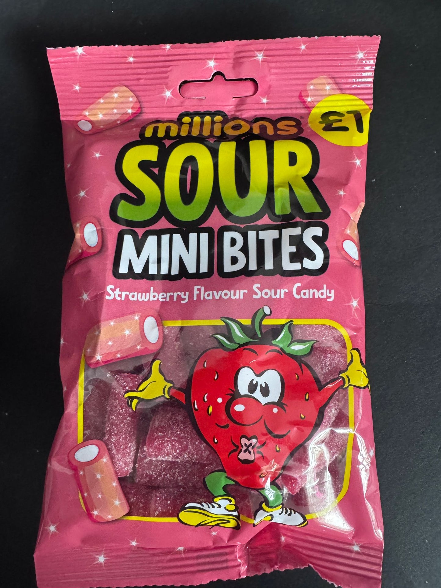 Millions Sour Bites Strawberry