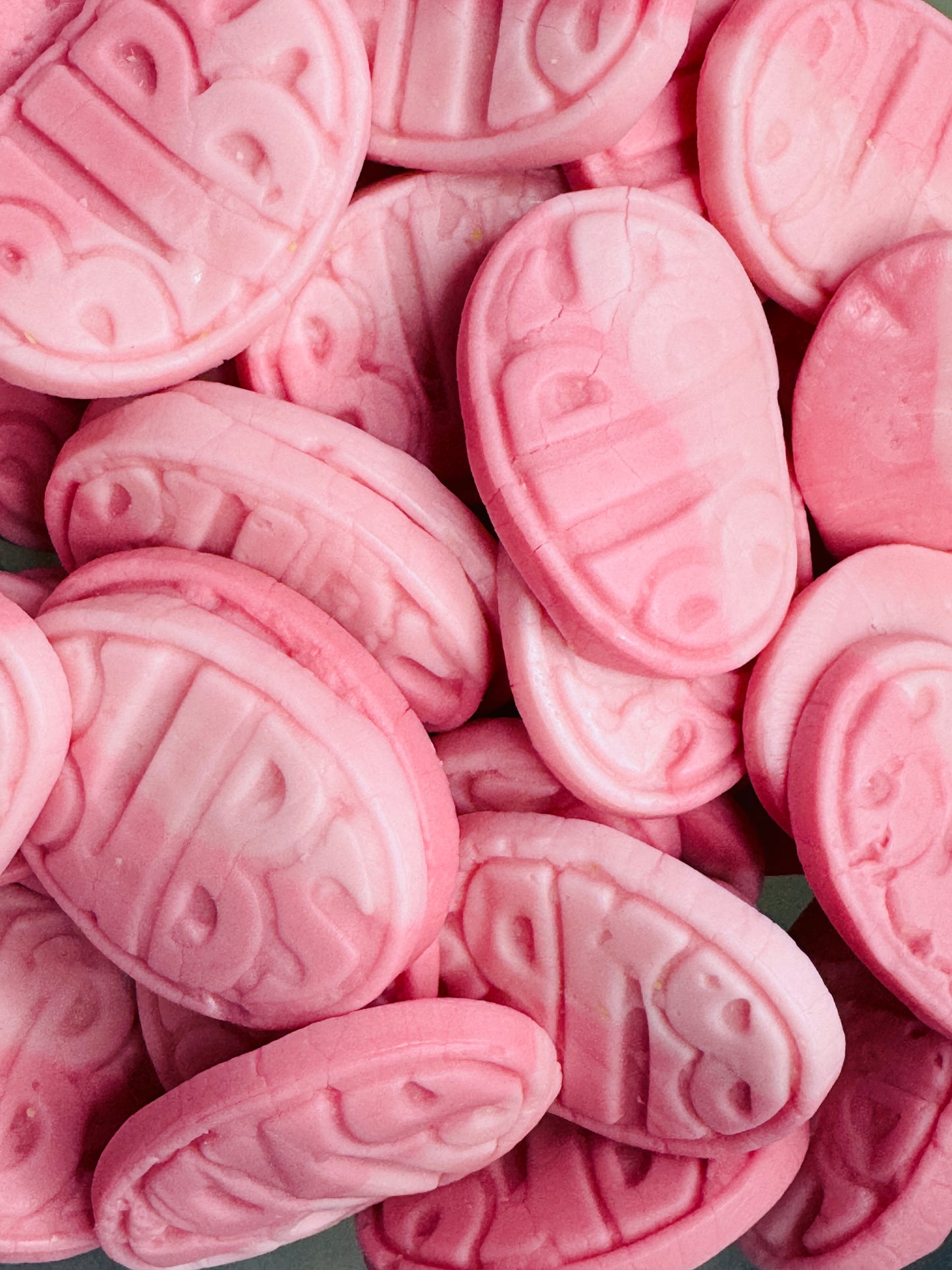 BUBS Wild Strawberry & Pomegranate Ovals 100g