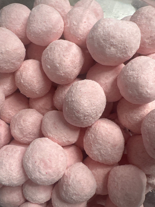 Bristow's Traditional Strawberry bonbons 100g