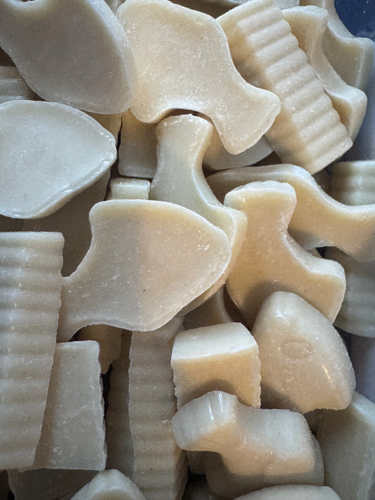 White chocolate fish and chips 100g