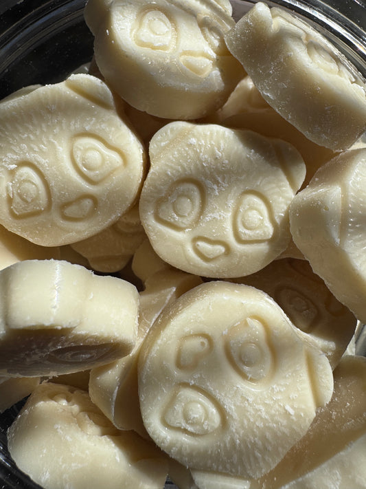 White chocolate pandas 100g